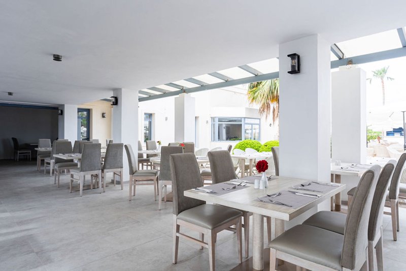 Emerald Oasis Glampotel by Azul Collection 26