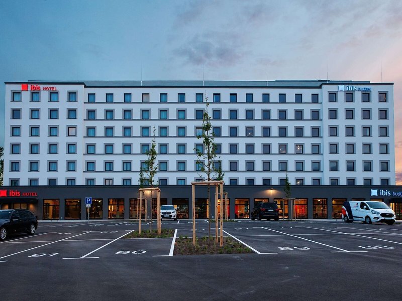 ibis Berlin Airport 2