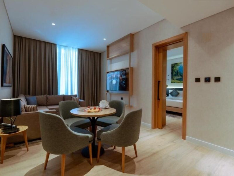 West Walk Retaj Doha 11