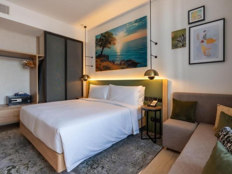 West Walk Retaj Doha 16