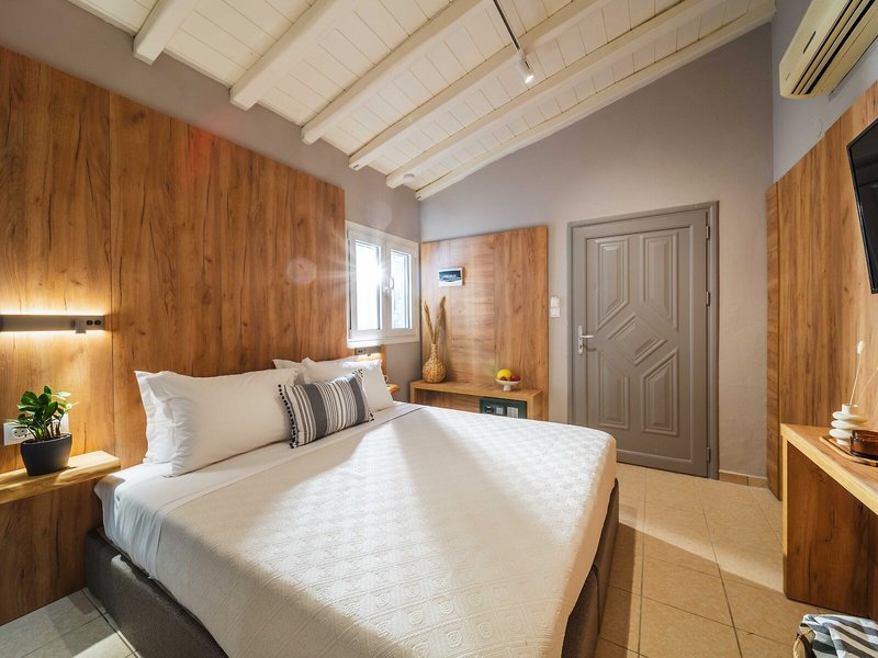 Skiathos Avaton Garden 23