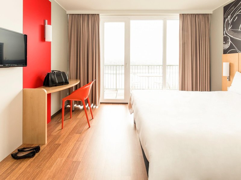 ibis Woerthersee 25