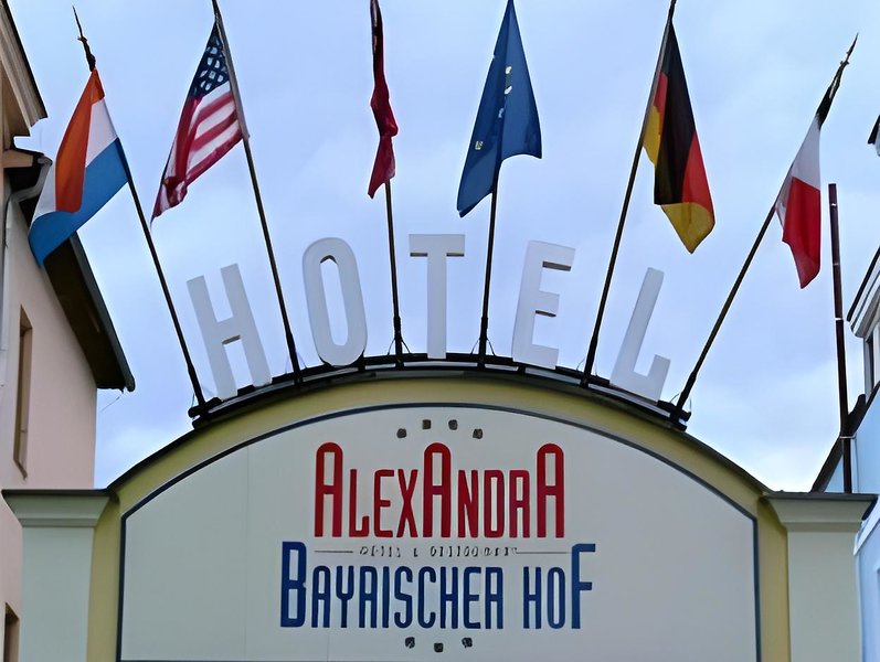 Alexandra Hotel 2