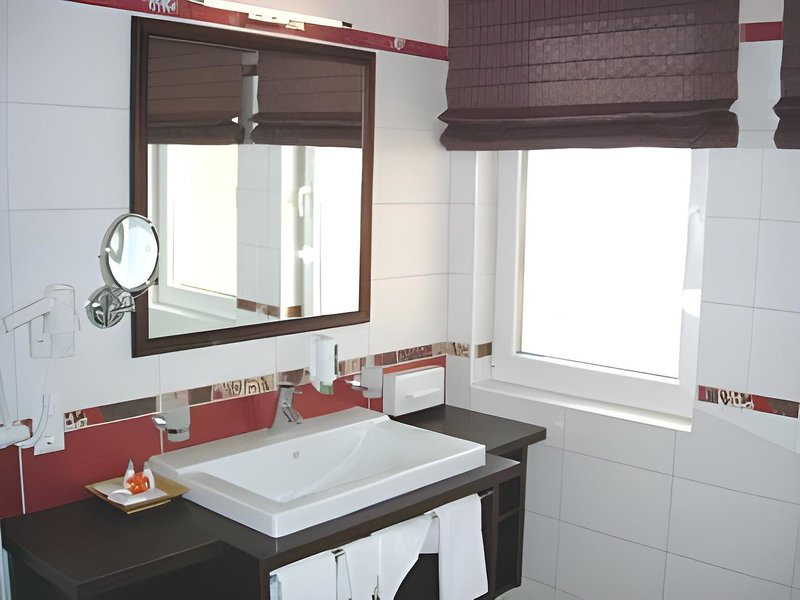 Alexandra Hotel 5