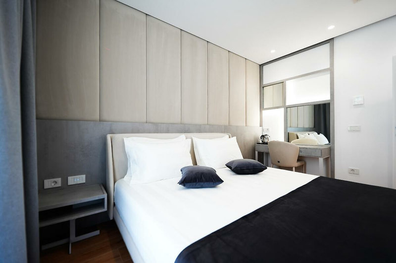 Naos Luxury Hotel 10