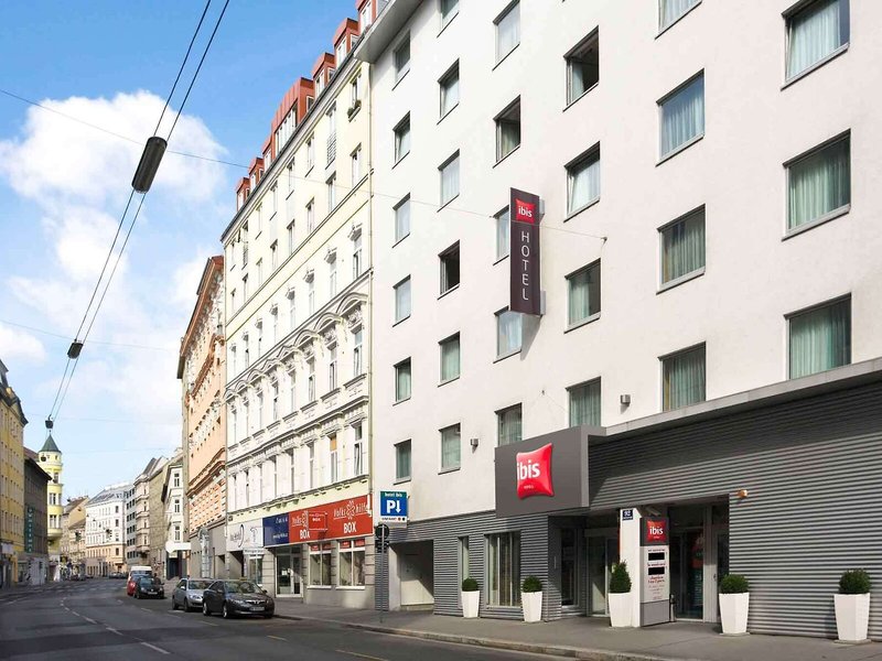 Ibis Wien City 3*