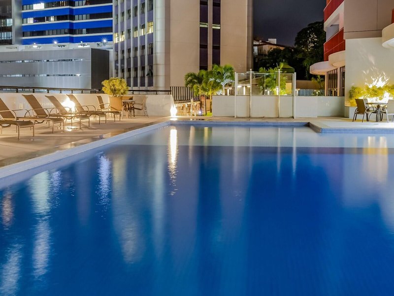 Mercure Salvador Boulevard 9 - Outdoor Pool