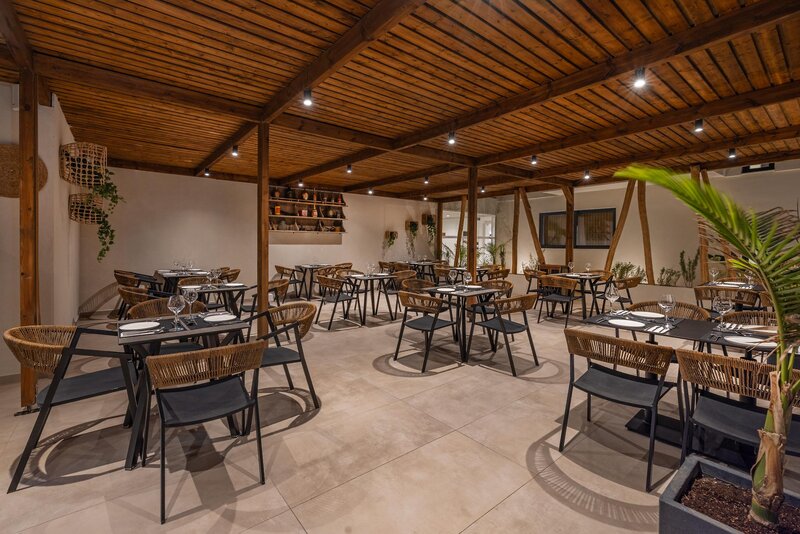 Cabana Blu Lifestyle Boutique Hotel & Suites 37