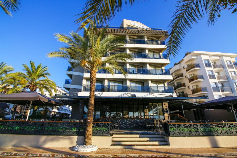 Aurasia Beach Hotel 1