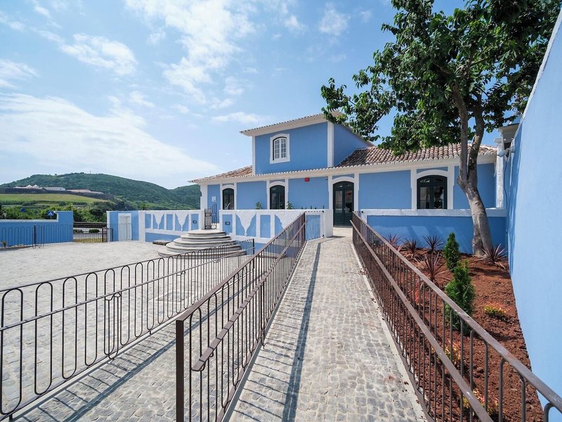 Azores Book Hotel