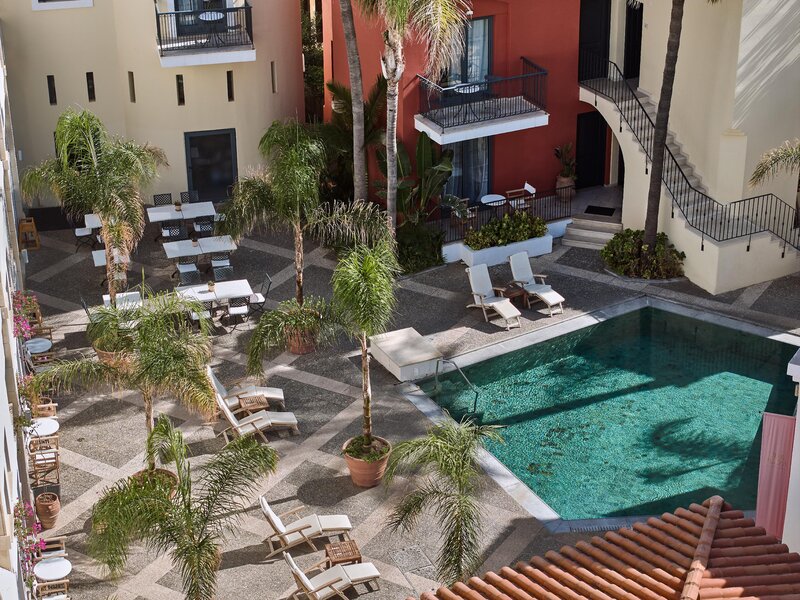 Grecotel Plaza Beach House 69