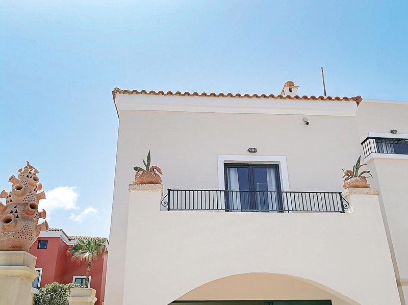 Grecotel Plaza Beach House 11