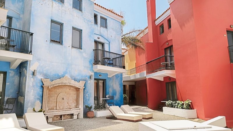 Grecotel Plaza Beach House 4