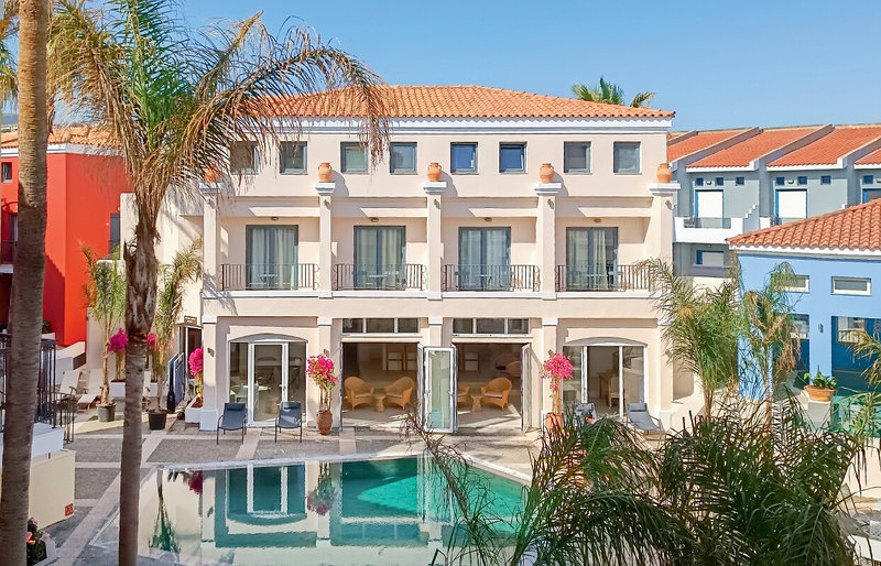 Grecotel Plaza Beach House 1