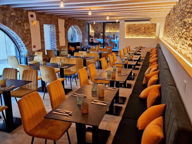 Boutique Hotel Comtal Empúries 28