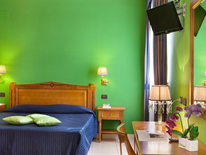Ulisse Deluxe Hostel 14