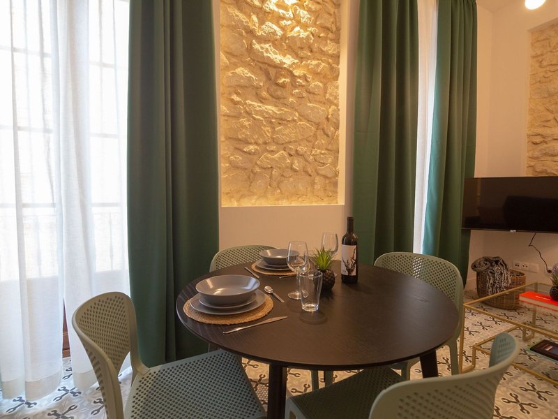 Apartamentos Teatro By Be Alicante 1