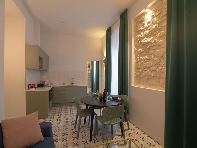 Apartamentos Teatro By Be Alicante 6