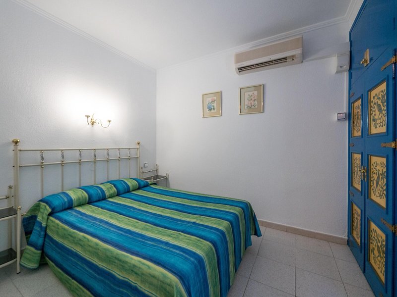 Checkin Garbi Calella 35