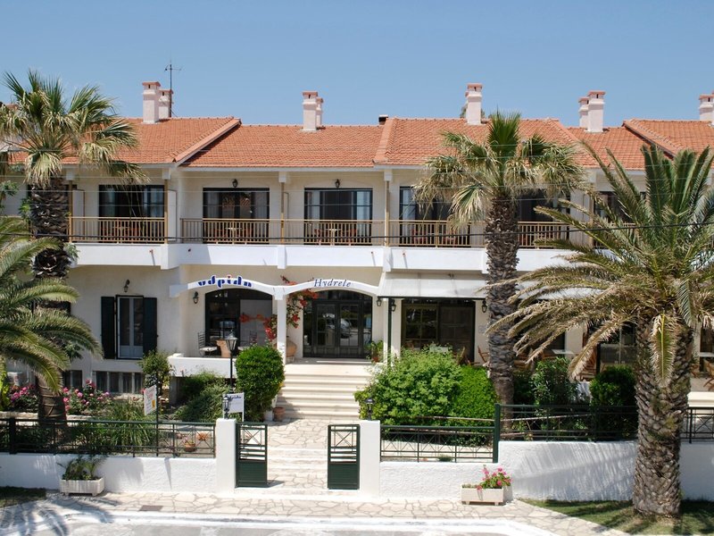 Hydrele Beach & Samian Blue Village 3