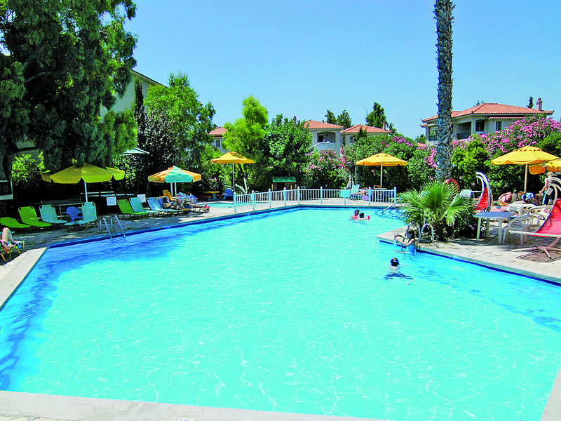 Hydrele Beach & Samian Blue Village 8