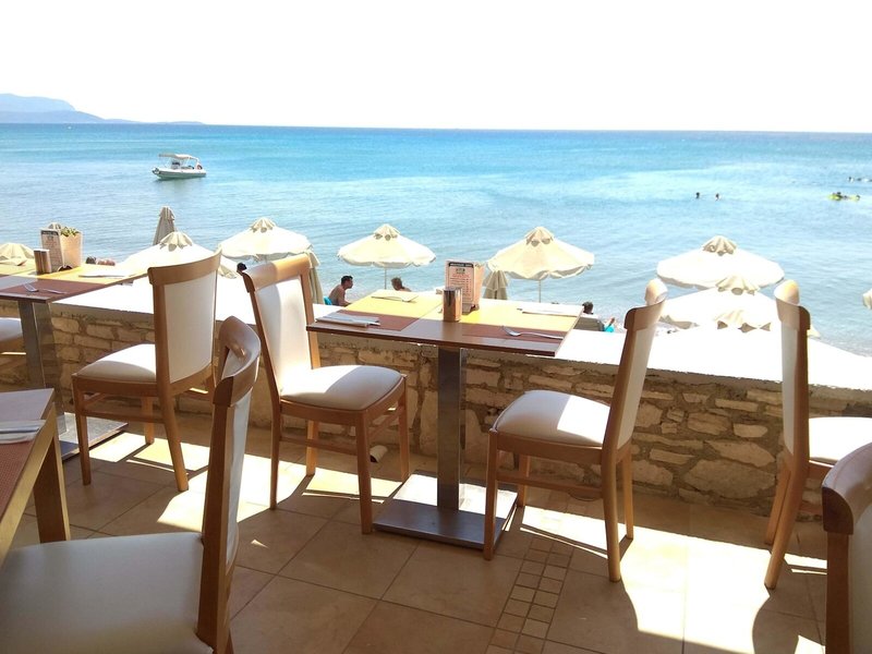 Hydrele Beach & Samian Blue Village 11