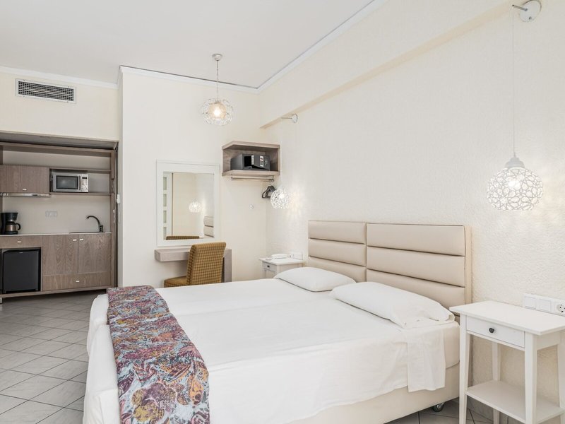 Hydrele Beach & Samian Blue Village 22