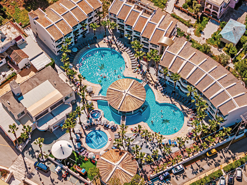 Caretta Beach Resort & WaterPark 2