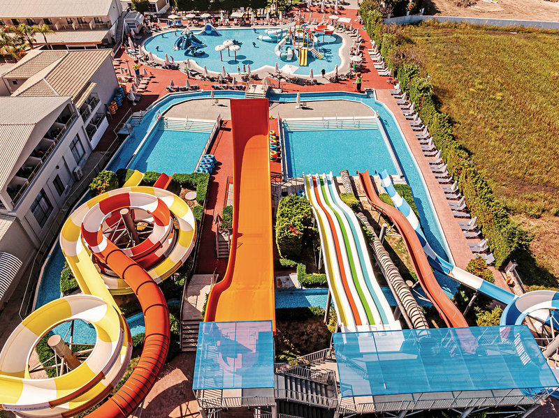 Caretta Beach Holiday Village 5