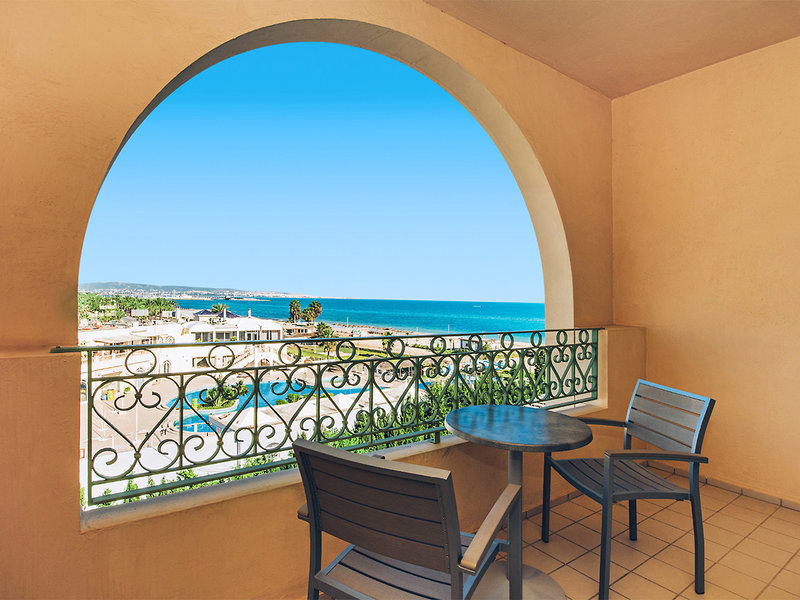 Iberostar Averroes 10
