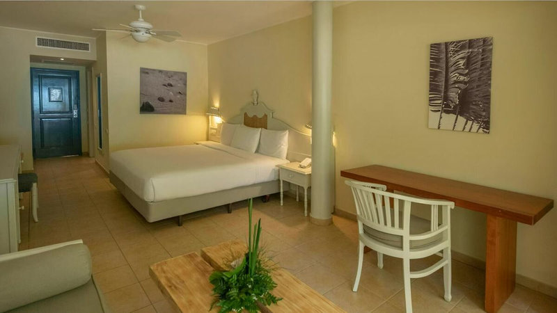 Iberostar Waves Costa Dorada 8