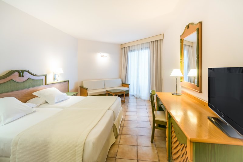 Iberostar Waves Playa Gaviotas 36
