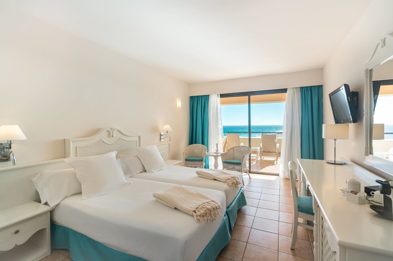 Iberostar Waves Playa Gaviotas 2