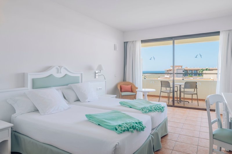 Iberostar Waves Playa Gaviotas 34