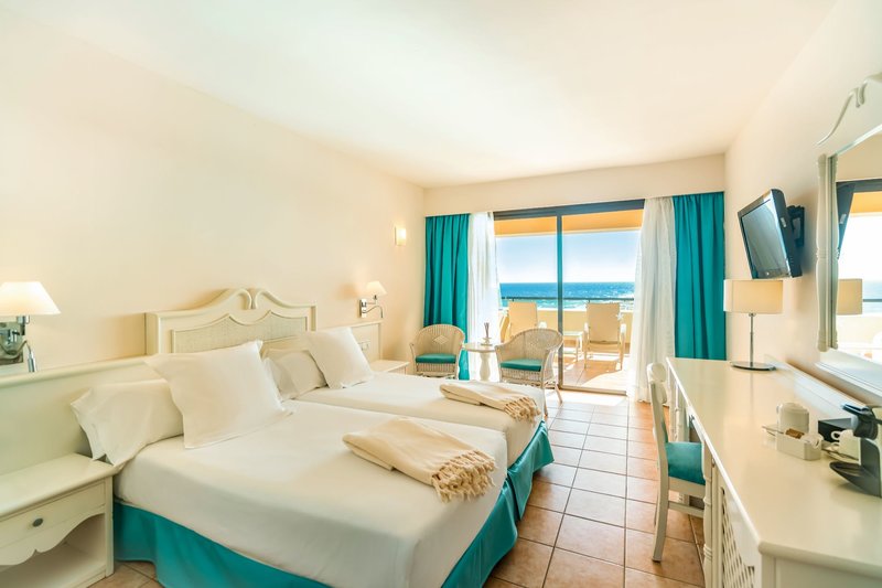 Iberostar Waves Playa Gaviotas 36