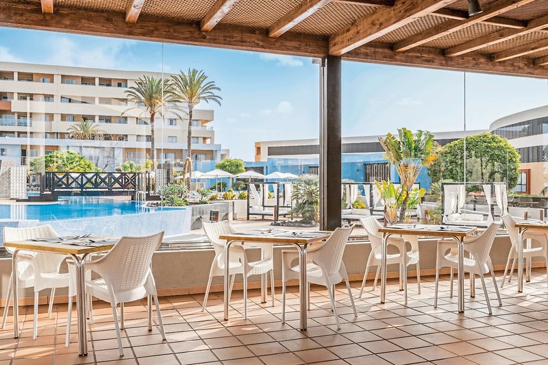 Iberostar Waves Playa Gaviotas 17