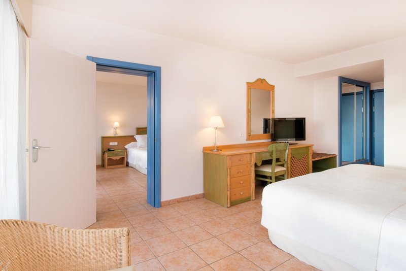 Iberostar Waves Playa Gaviotas 11
