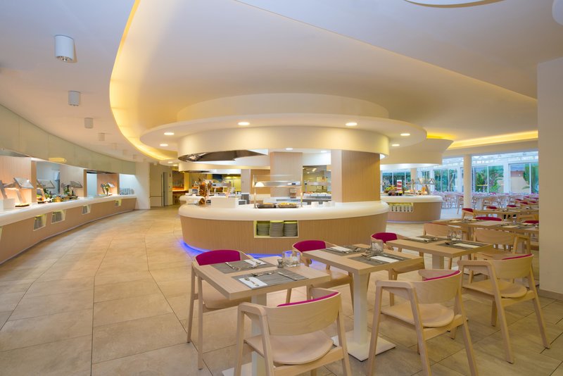 Iberostar Waves Playa Gaviotas 19