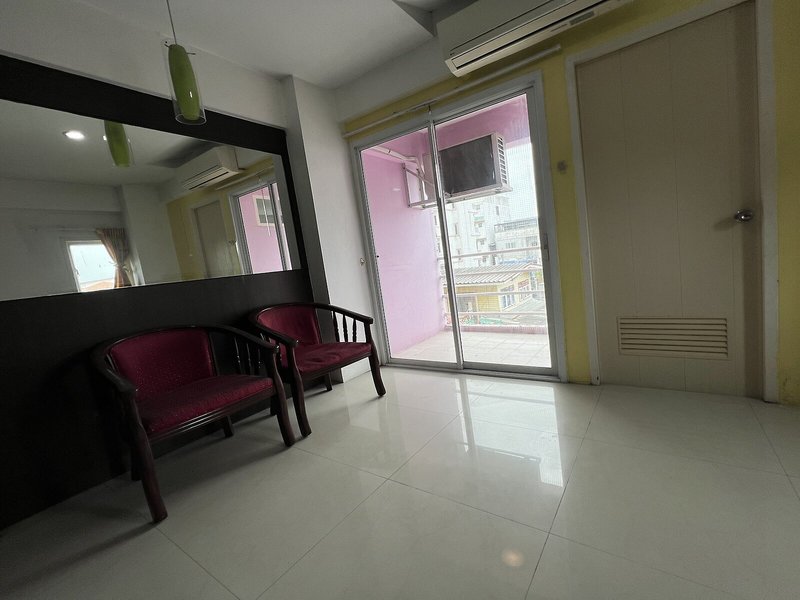 Phongsathon Mansion 3