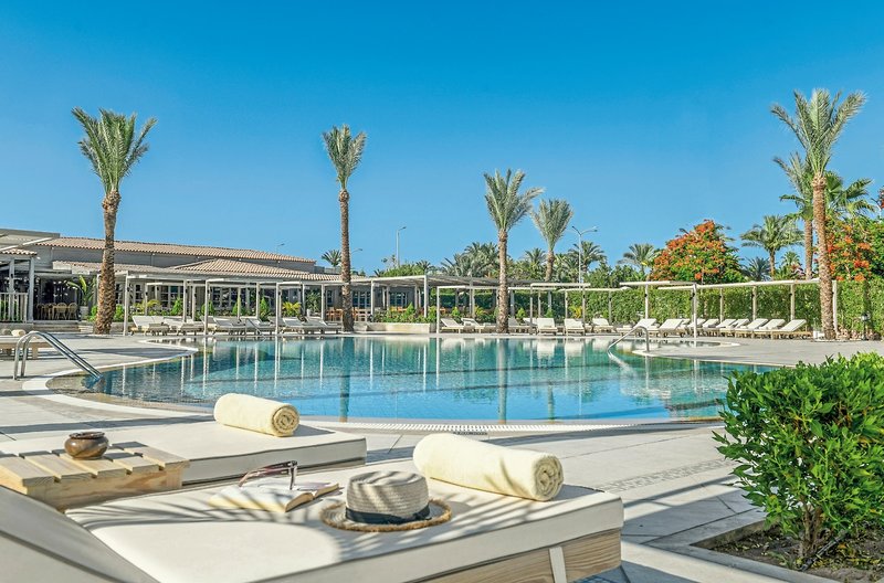 Jaz Fanara Resort & Residence 7