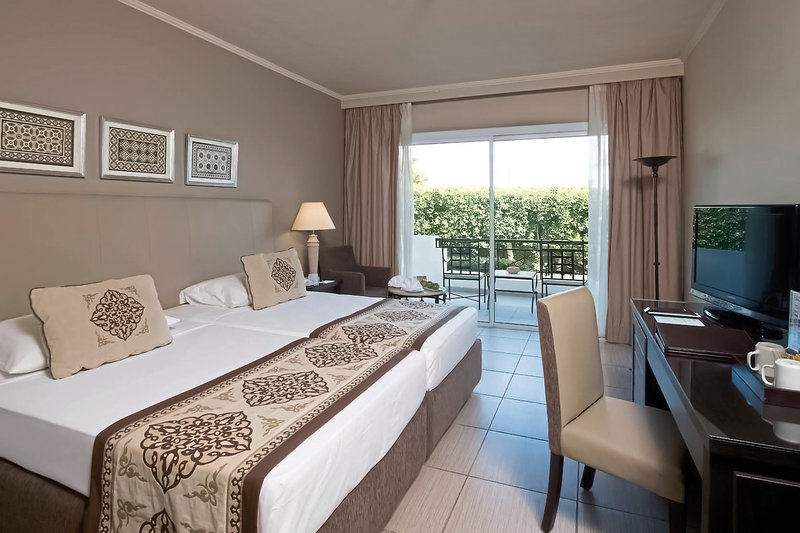 Jaz Fanara Resort & Residence 12