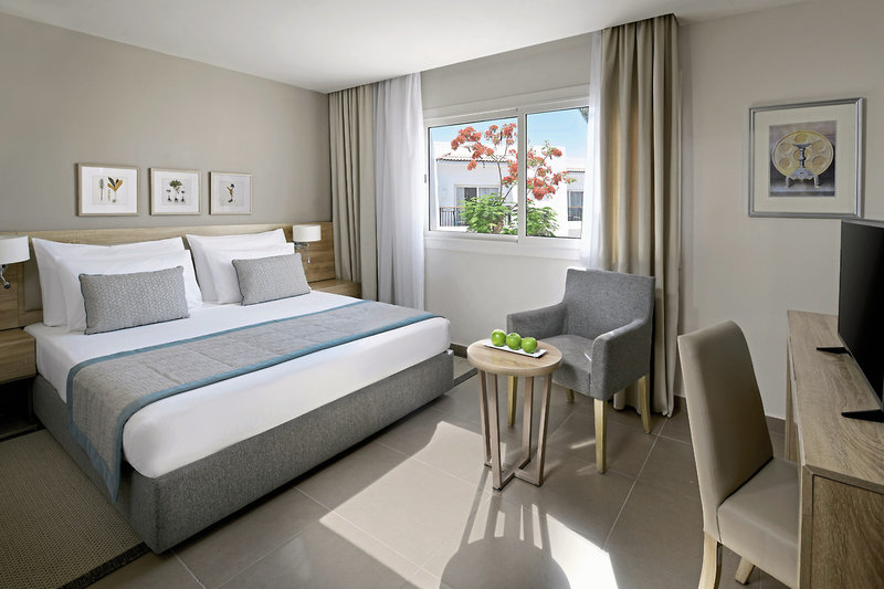 Jaz Fanara Resort & Residence 14