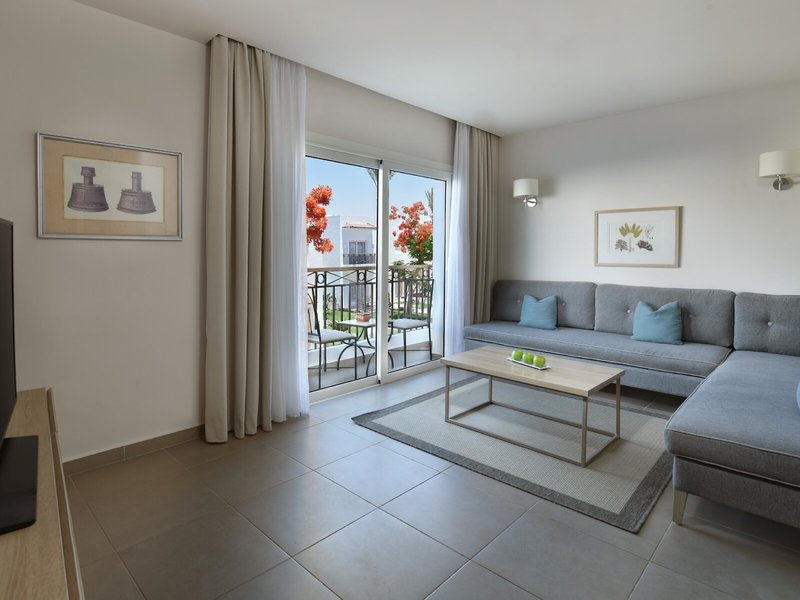 Jaz Fanara Resort & Residence 35