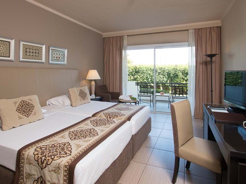 Jaz Fanara Resort & Residence 38