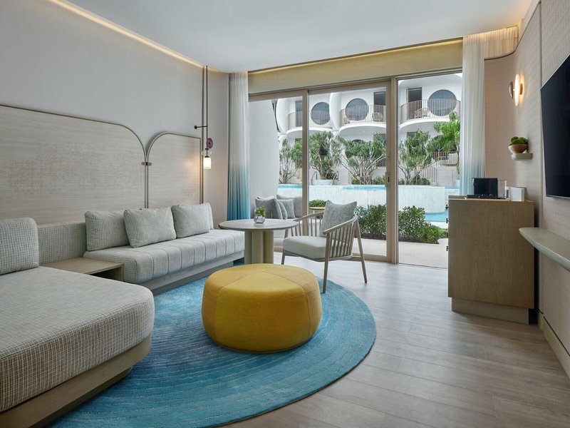 Veranda Resort Phuket Autograph Collection 10