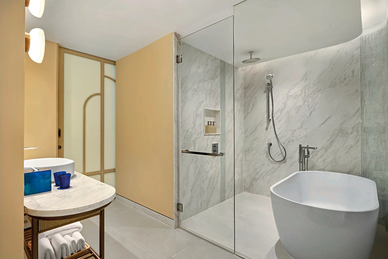 Veranda Resort Phuket Autograph Collection 32