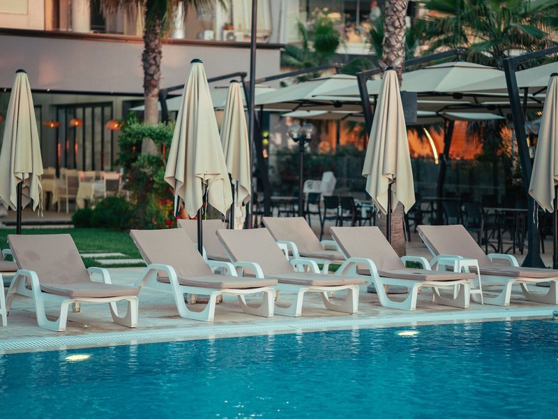 Bounty Hotel 2