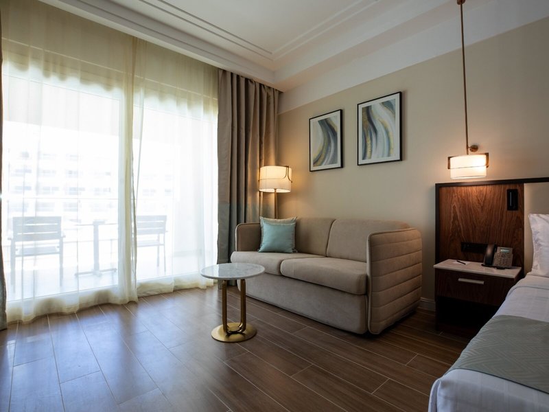 Serenity Sky Arc Sahl Hasheesh 23 - Room Example