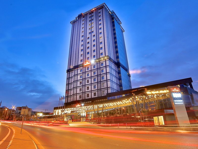 TRYP by Wyndham Istanbul Basin Ekspres 1