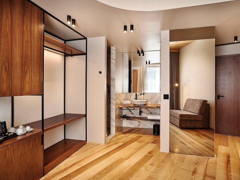 The Log Porto Hotel 19